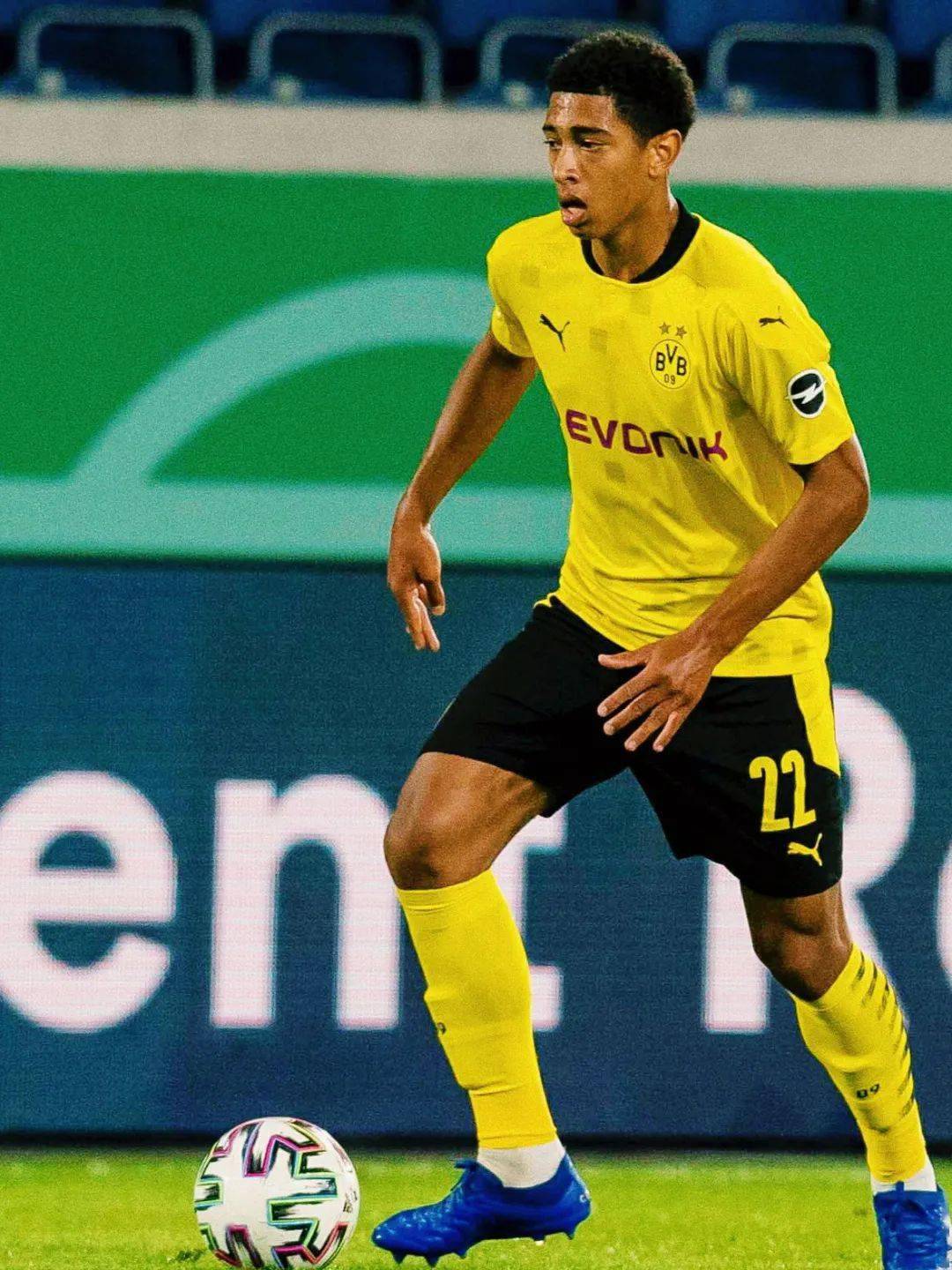 06达拉斯小牛队圣安东尼奥马刺第三场-球速体育娱乐平台